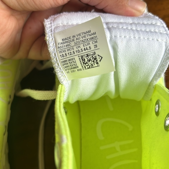 Neon Green Converse Size Men’s 10.5 Women’s 12.5 - Picture 6 of 10